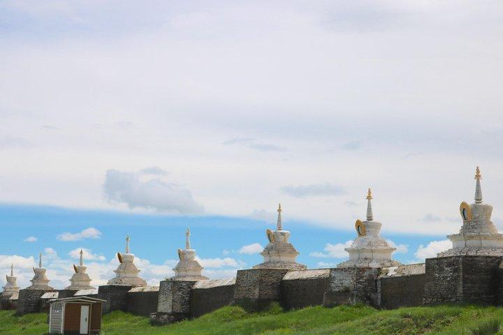 Genghis Khan statue & Terelj park 1 day tour- all inclusive