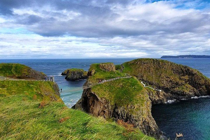 Northern Ireland Including Giant's Causeway Rail Tour from Dublin