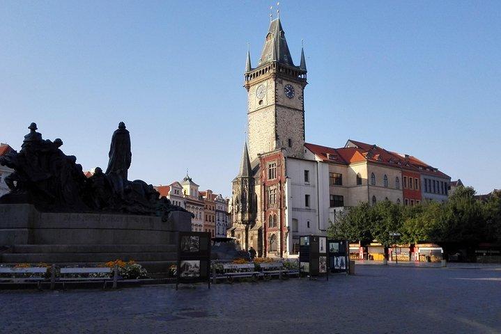 Get to see all sites in one tour - Prague private tour by minivan