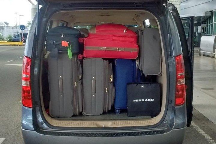 Private Airport Transfer: EZE x Buenos Aires