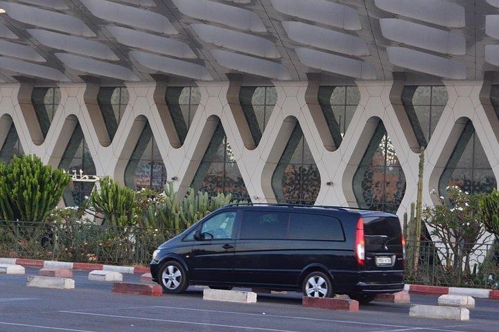 Marrakech Airport taxis to Hotels & Medina Riads