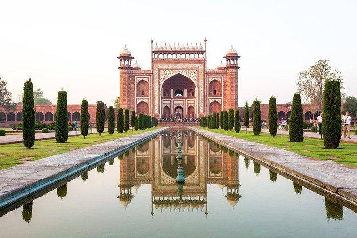 Taj Mahal & Agra Fort Tour from Agra City