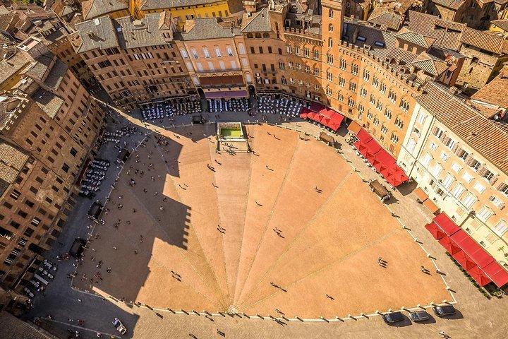 Private Tour of San Gimignano & Siena