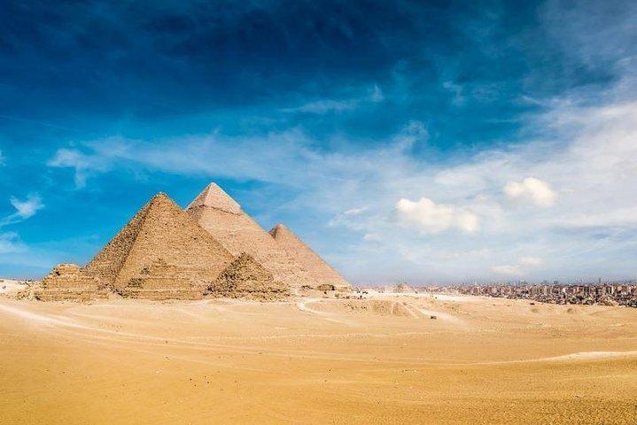 Full Day Tour visiting Pyramids, Memphis and Sakara