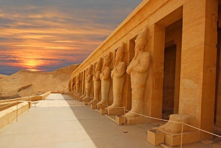 Private Full Day Tour: Valley of the Kings,Hatshepsut temple&more