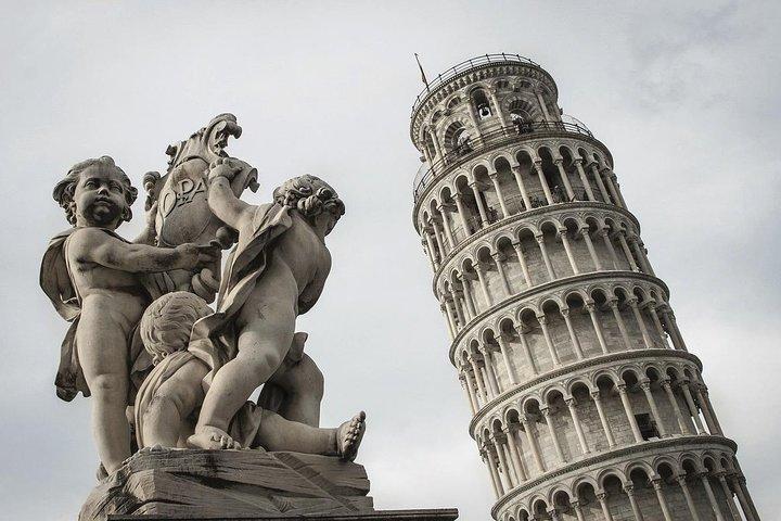 From Florence: Pisa and Lucca PrivateTour by Minivan