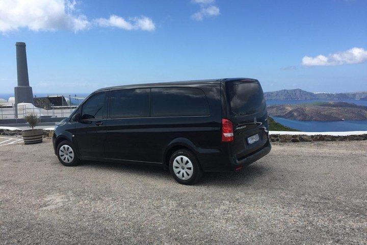 Santorini Private Transportation To All Destinations