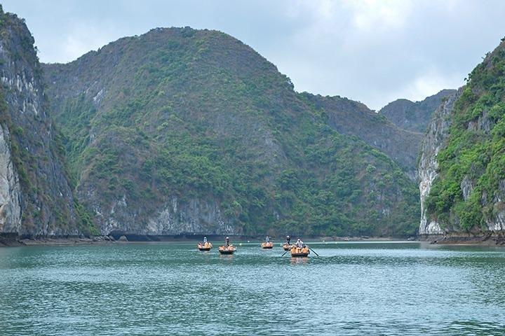 Halong Day Trip From Hanoi