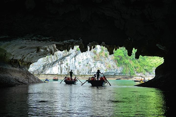 Halong Day Trip From Hanoi