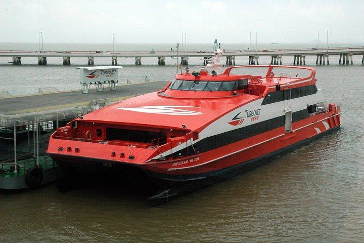 Hong Kong Tour, Victoria Harbour Dinner Cruise & TurboJet Transfers from Macau