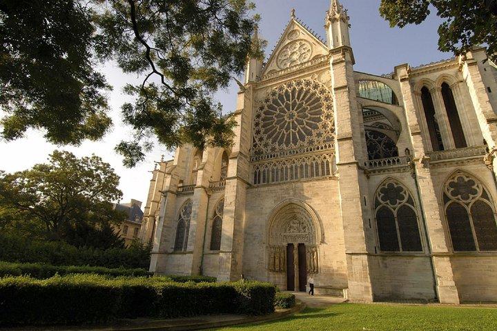 Private Paris City Tour and Sightseeing Cruise on the Seine