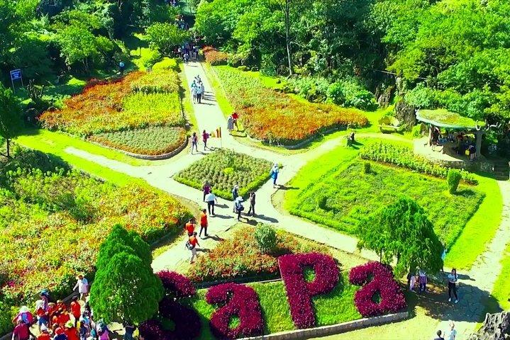 Round - Trip Hanoi - Sapa - Hanoi Private Vehicle Charter