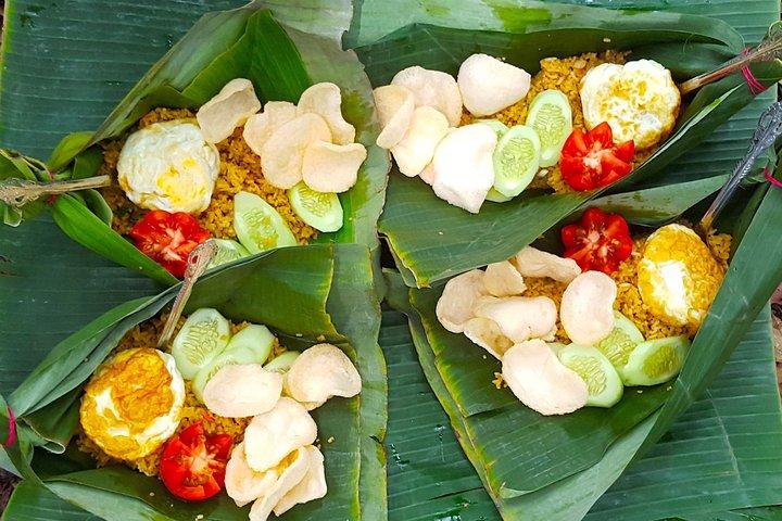 FAMILY JUNGLE TOUR: Orangutan Trek (4-hours hike) by EcoTravel Bukit Lawang