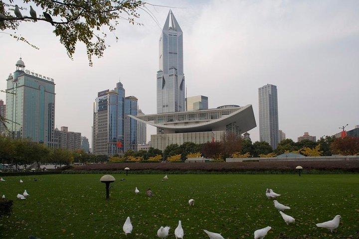 Private Tour:Shanghai Museum, Yu Garden, the Bund+Dinner in Oriental Pearl Tower