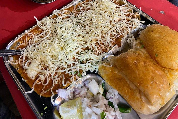 Private 4-Hour Tour of Mumbai’s Tastiest Local Foods