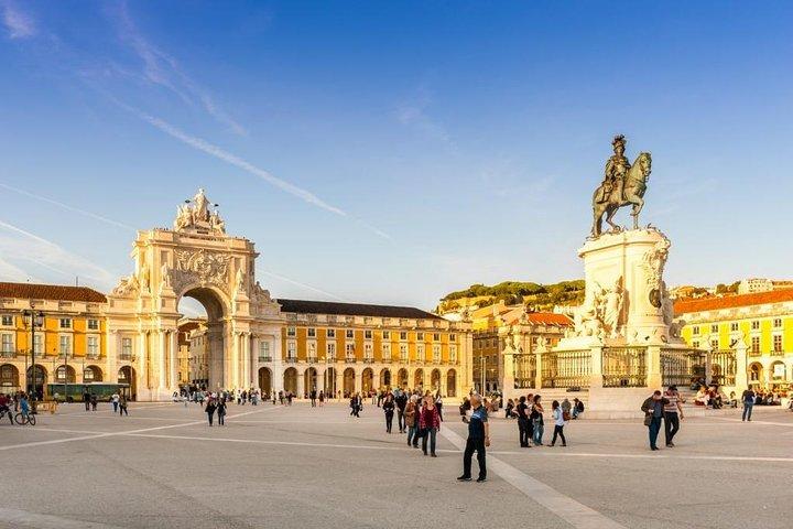 Lisbon Private transfer to Seville with Optional Evora stop