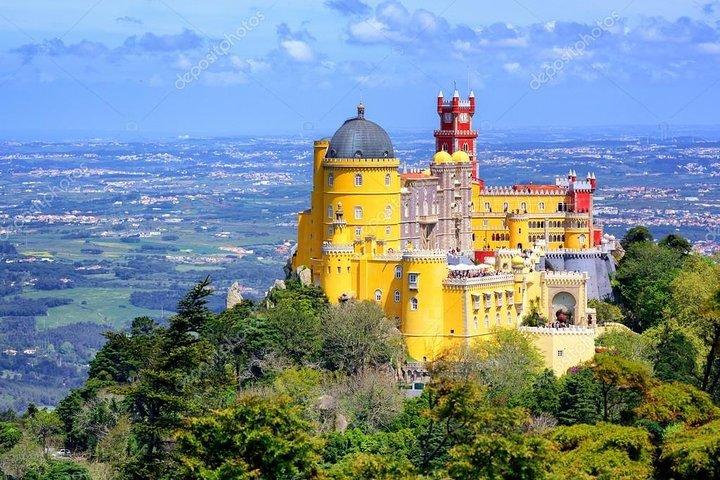 Lisbon Private transfer to Seville with Optional Evora stop