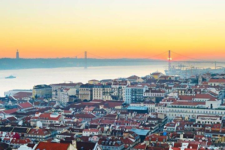 Lisbon Private transfer to Seville with Optional Evora stop