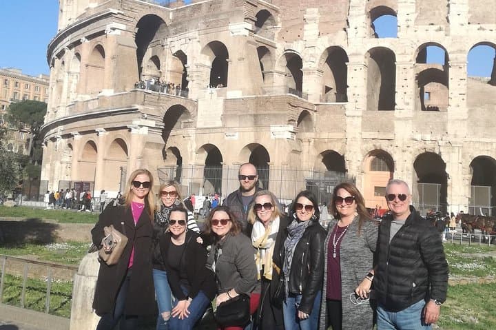 Colosseum Roman Forum & Palatine Hill Tour with a Local Guide