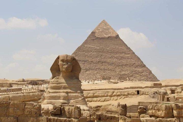 Half day tour to the pyramids and the sphinx