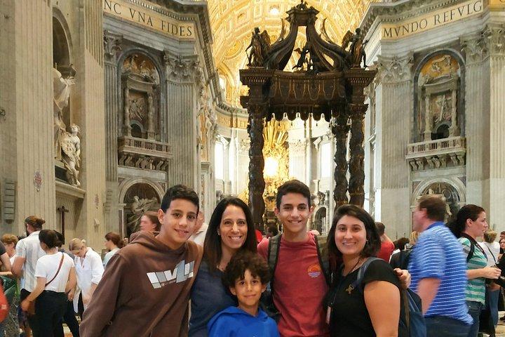 Skip The Line Vatican & Sistine Chapel Night Tour for Families