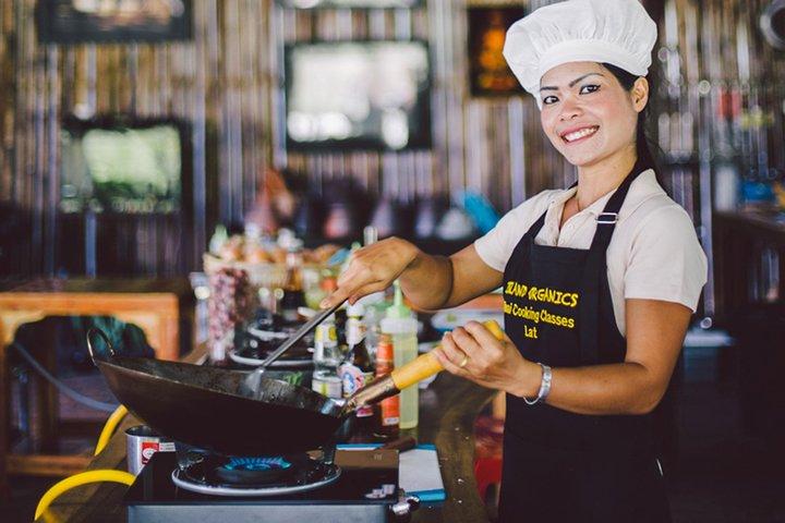 Cooking Class in Koh Samui with Farm Tour
