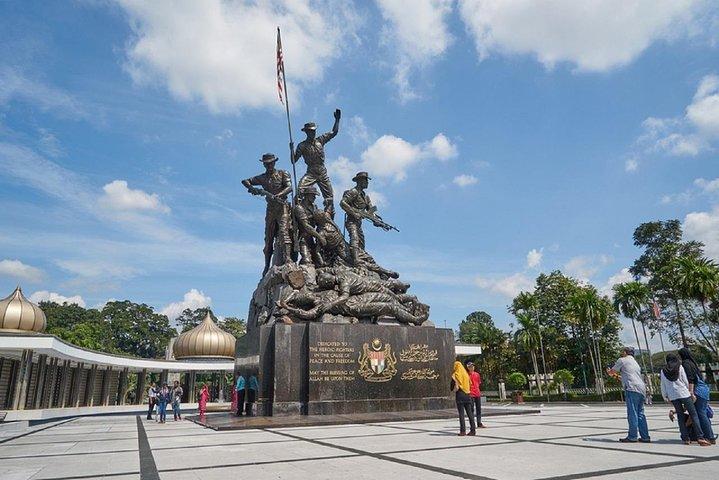 From Singapore : Day Trip to Kuala Lumpur & Malacca with Personal Chauffeur