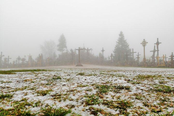 Sunrise at the Hill of Crosses - 2 countries in 1 day