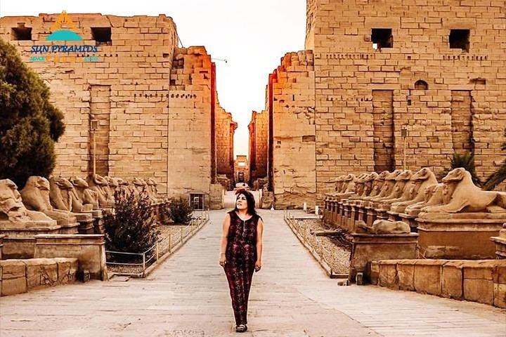 Tour of the East Bank in Luxor in Egypt