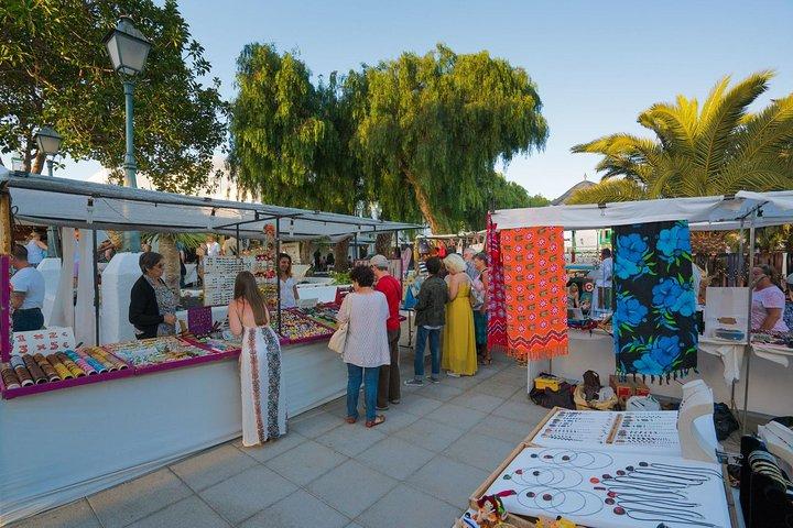 Tour Teguise market + Cesar Manrique Foundation