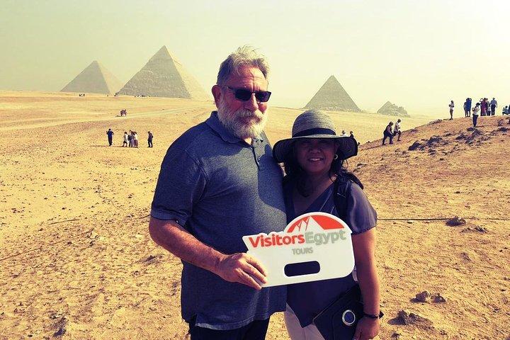 Day Trip at The Great Pyramids, Sakkara And Memphis
