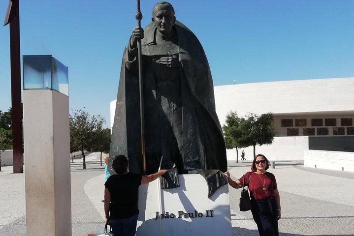 Private Half Day Tour to Fatima from Lisbon