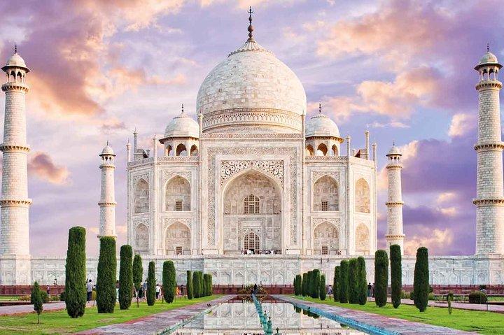 Sunrise Taj Mahal and Agra City Tour