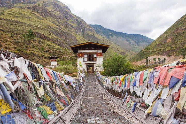 6 Nights Glimpse of Bhutan Tour