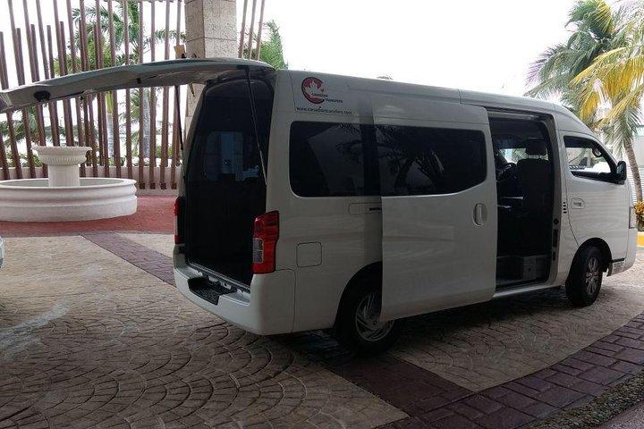 Airport Transfers to Puerto Juarez - Private van (ROUND TRIP) FLAT RATE