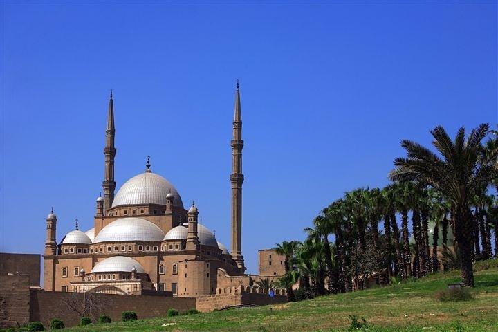 Day Tour To Islamic And Christian Cairo
