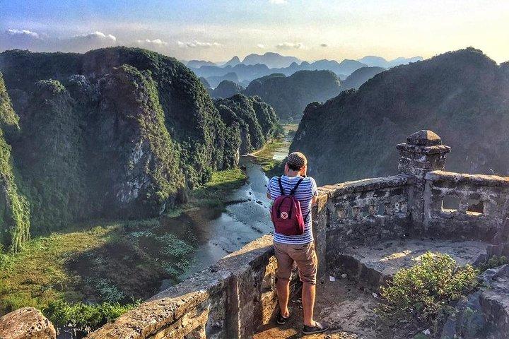 NINH BINH MEMORABLE DAY: Hoa Lu, Mua Cave, boat trip Tam Coc, Trang An optional