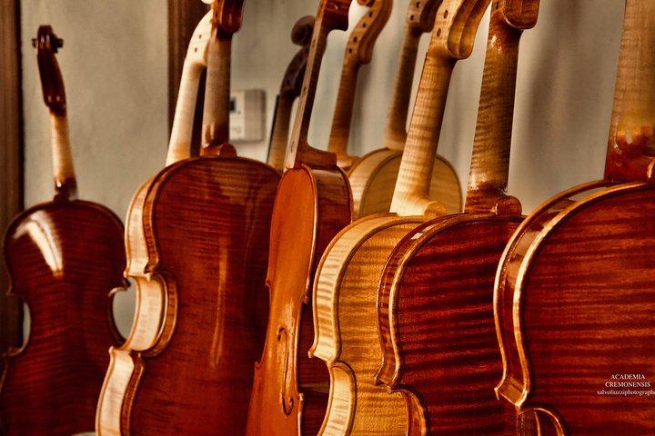 The Secret of Stradivari in Cremona: visit the Violinmaker School