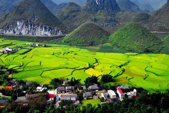 From Hanoi: Ha Giang Loop Tour 3 Nights 2 Days with Motorbike/Car