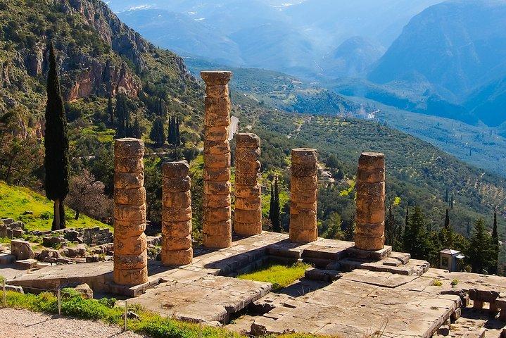 Delphi and Meteora Three Days Tour from Athens