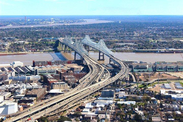 New Orleans City and Swamp Helicopter Tour