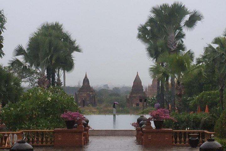 Private Bagan & Mount Popa Tour (2 Days)