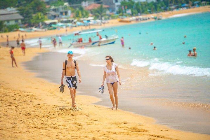Airport Taxi Transfers from Colombo Airport to Kalkudah Bay