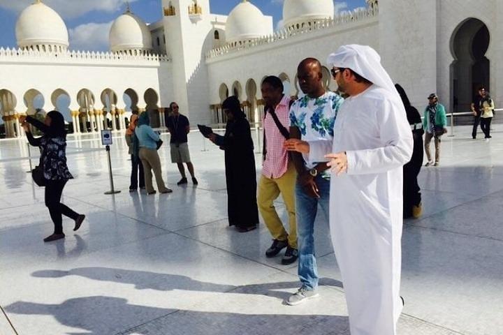 Private Full Day Abu Dhabi City Tour With Ferrari World Ticket