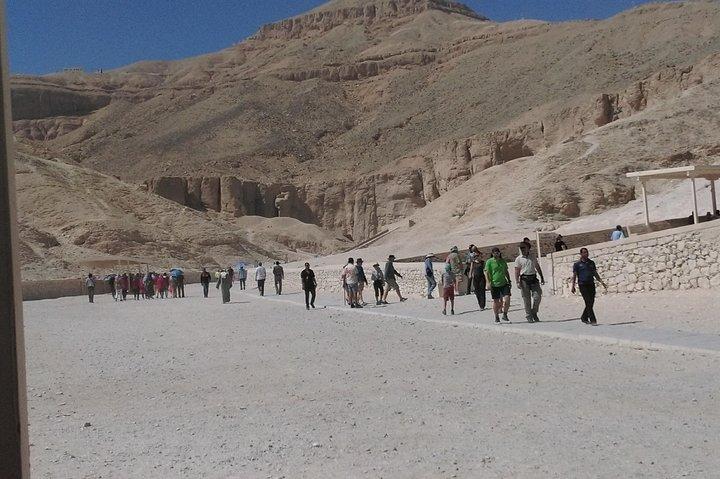 [Private] Luxor Full Day & Lunch in a Felucca Sail Boat