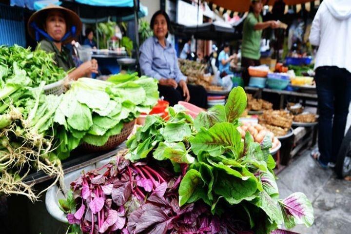 Ho Chi Minh Cooking Class & Market Discovery
