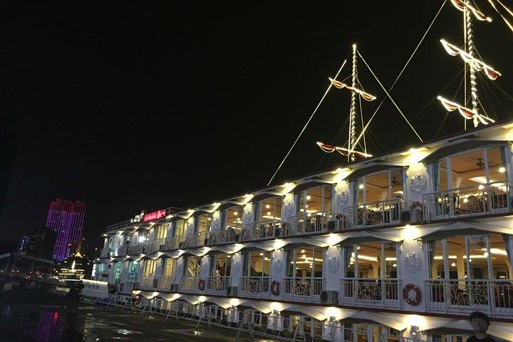 Ho Chi Minh City: Dinner On Cruise Along Saigon River