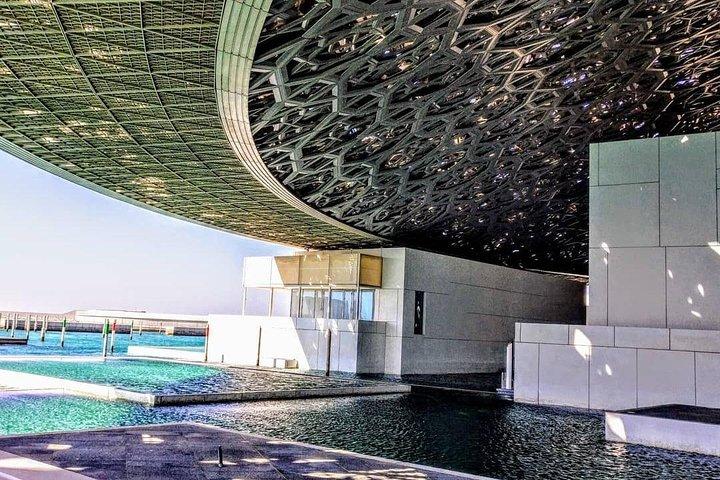 Abu Dhabi Premium City Tour | SZ Mosque, Louver & Qasr Al Watan