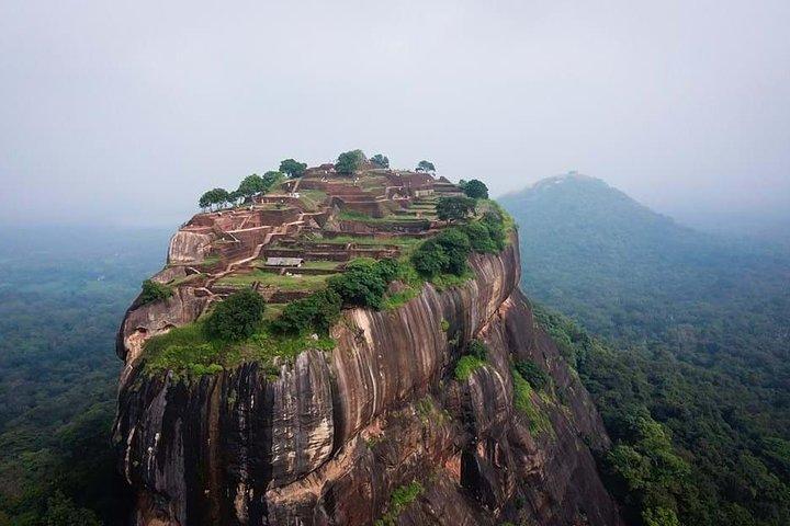 Sigiriya Day Tour from Colombo or Negombo by Private Car / Van