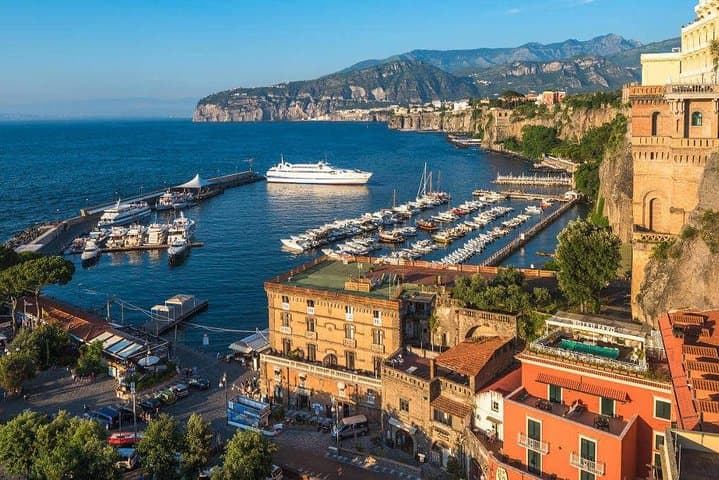 Naples cruise excursion day tour Sorrento Amalfi coast Positano Pompeii